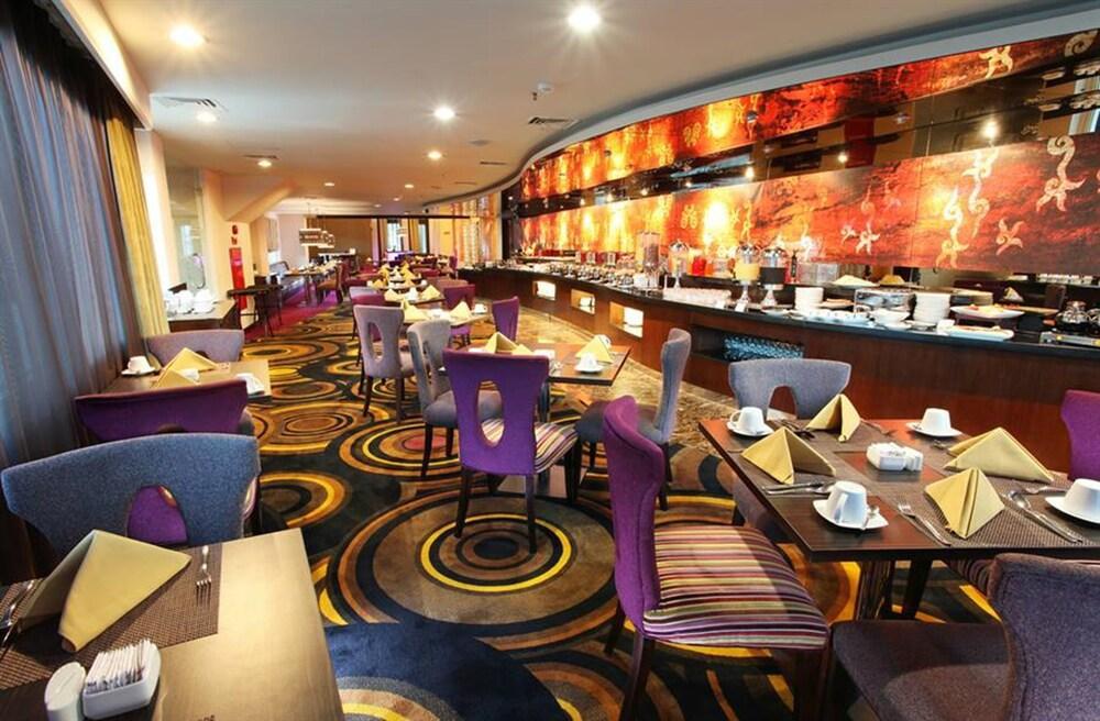 Swiss-Belhotel Амбон Екстер'єр фото